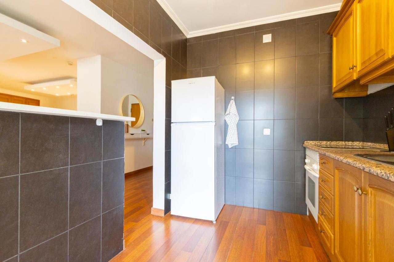 Spaceful Apartment In 阿尔布费拉 外观 照片