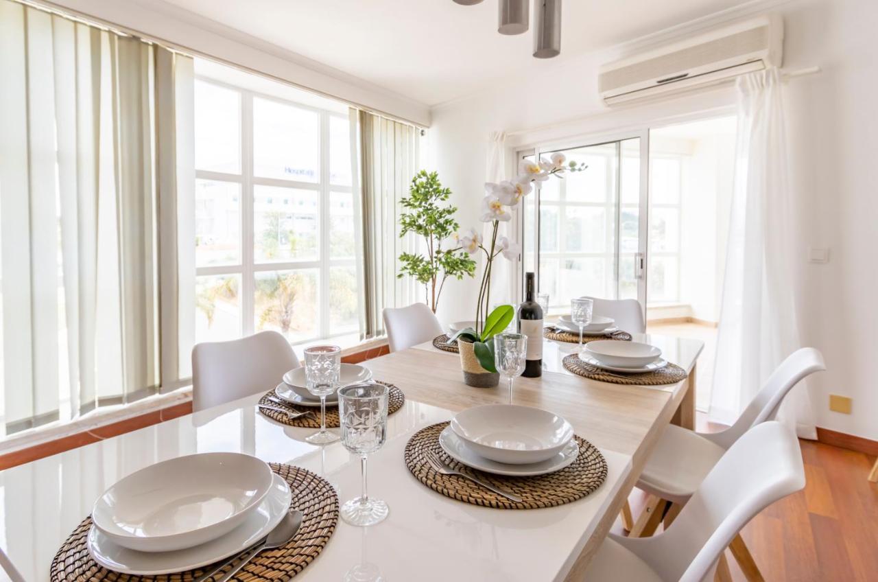 Spaceful Apartment In 阿尔布费拉 外观 照片