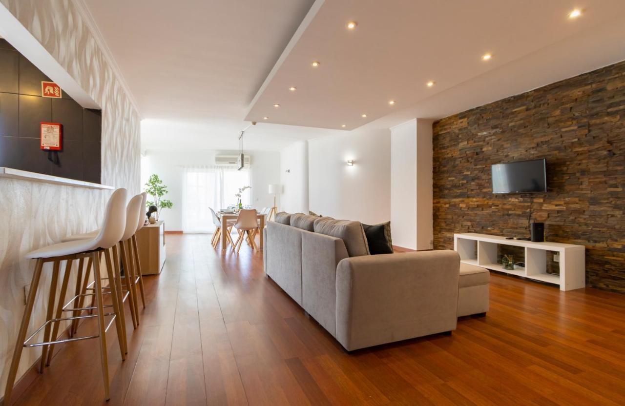 Spaceful Apartment In 阿尔布费拉 外观 照片